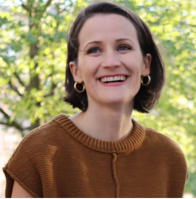 Carolyn Dalle-Molle